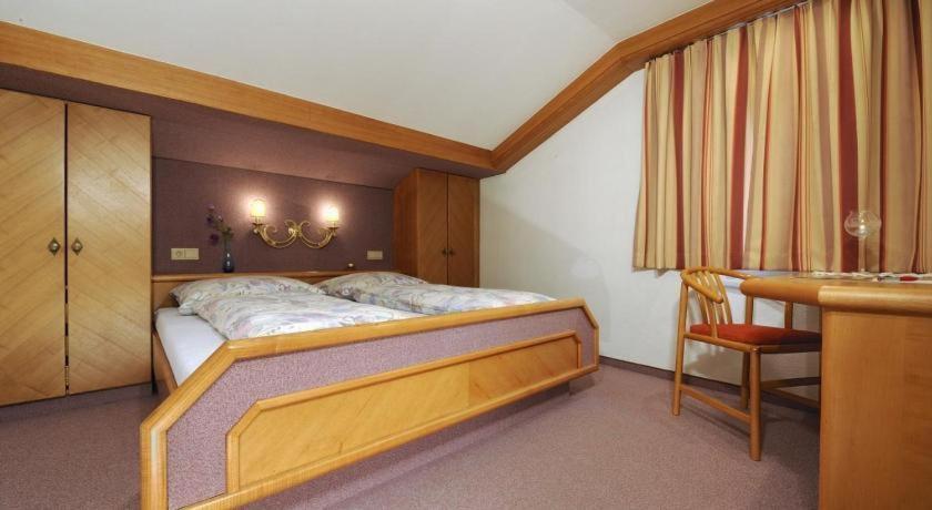 Apartment Christine Sankt Anton am Arlberg Kamer foto